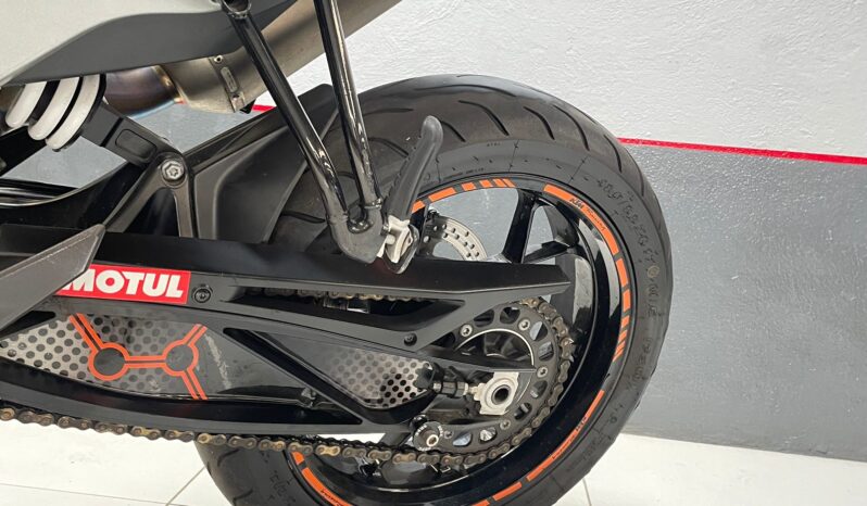 KTM Duke 790 R 2022 lleno