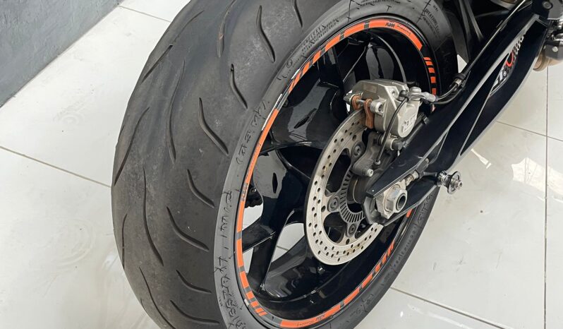 KTM Duke 790 R 2022 lleno