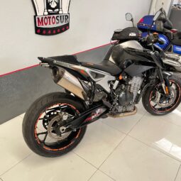KTM Duke 790 R 2022 lleno