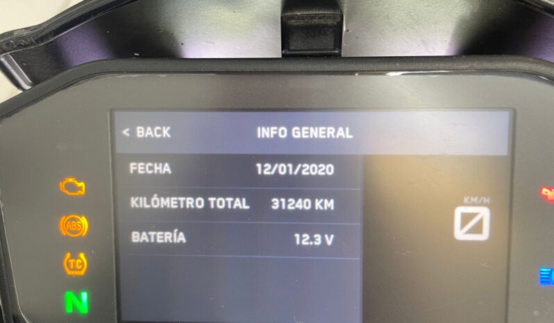 KTM Duke 790 R 2022 lleno