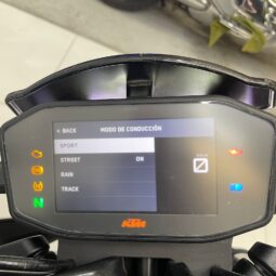 KTM Duke 790 R 2022 lleno