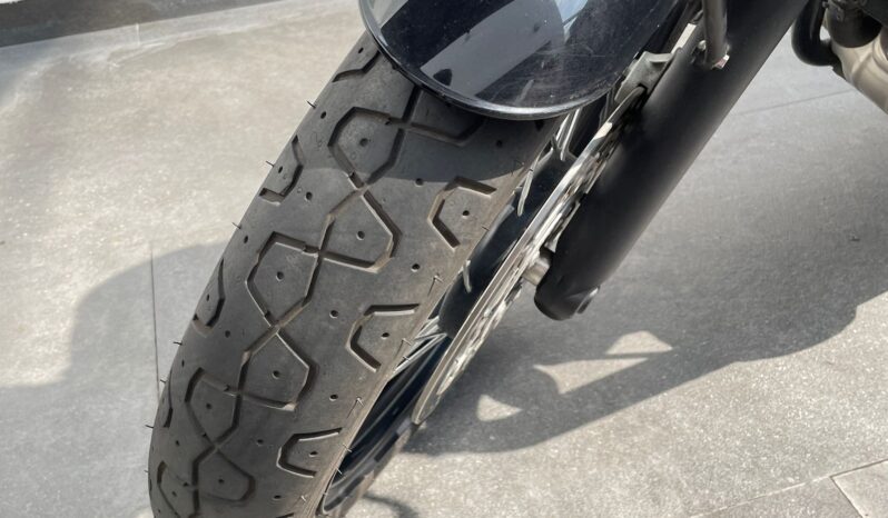 Triumph bonneville 900cc T100 lleno