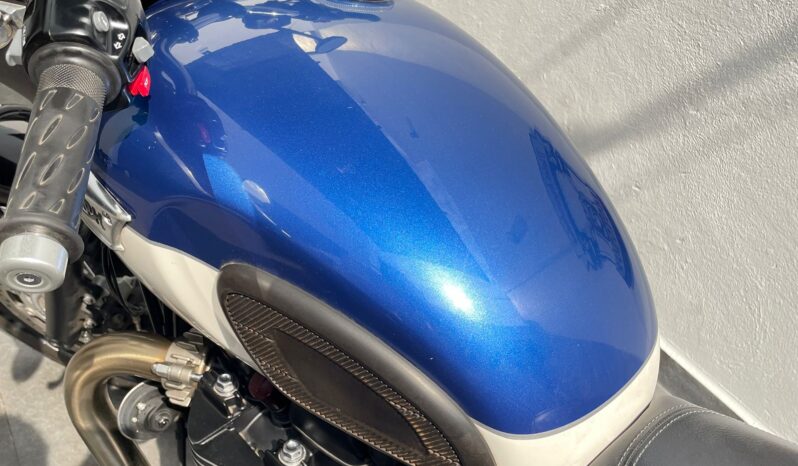 Triumph bonneville 900cc T100 lleno